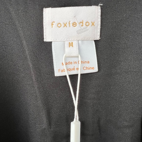 NWT Foxiedox Floral Black and Yellow Mini Dress with Ruching Size Medium - Picture 3 of 12